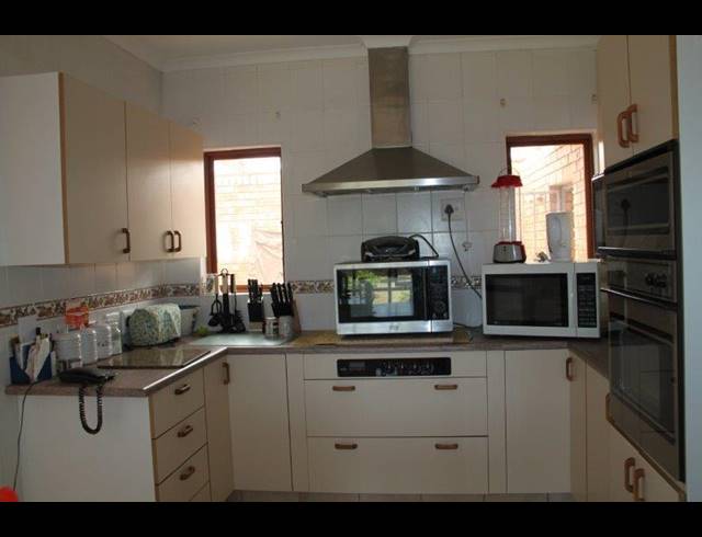 3 BEDROOM HOUSE FOR SALE IN ST MICHAELS ON SEA